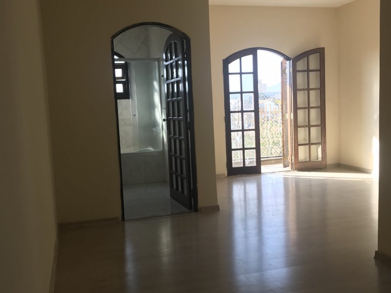 Casa à venda Quitaúna com 253m² e 4 quartos por R$ 920.000 - 85876551-img-7761.jpg