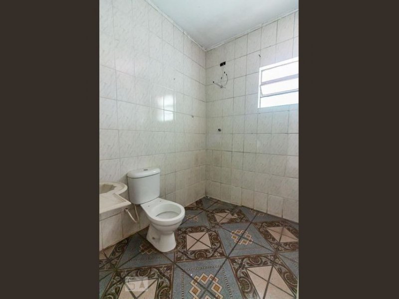 Casa à venda Jardim Santos Dumont com 150m² e 4 quartos por R$ 495.000 - 1296661142-b-banheiro.jpg