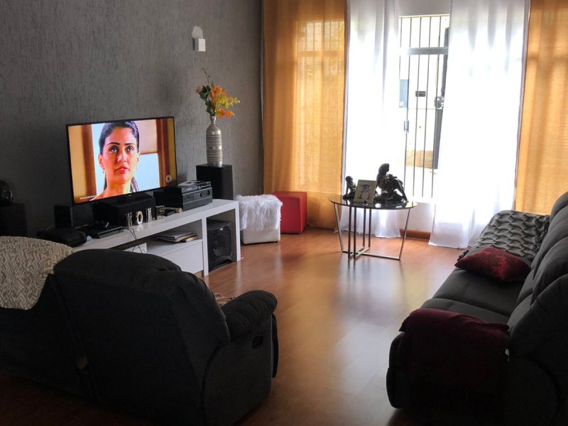 Casa à venda Vl. Oliveira com 240m² e 3 quartos por R$ 950.000 - 121721335-img-20220208-wa0018.jpg