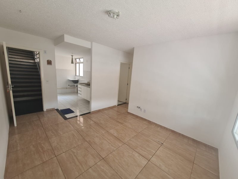 Apartamento à venda Colubandê com 55m² e 2 quartos por R$ 110.000 - 1596210056-img-20210901-wa0024.jpg