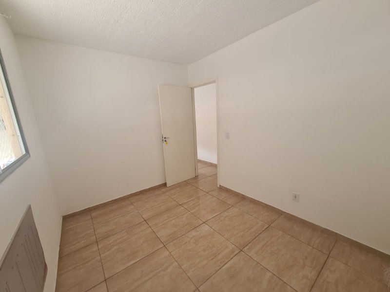 Apartamento à venda Colubandê com 55m² e 2 quartos por R$ 110.000 - 42128591-img-20210901-wa0028.jpg