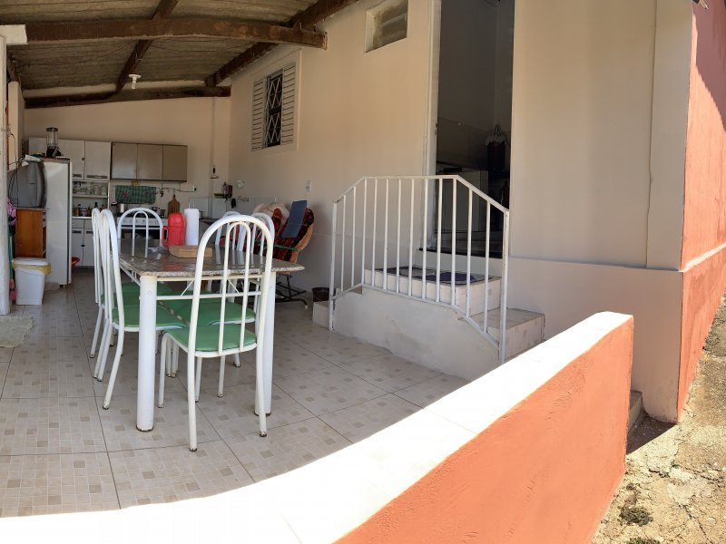 Casa à venda São Carlos com 360m² e 3 quartos por R$ 175.000 - 1676258540-a63aaf43-4ca4-4b2b-a521-9aca8a81d7af.jpeg