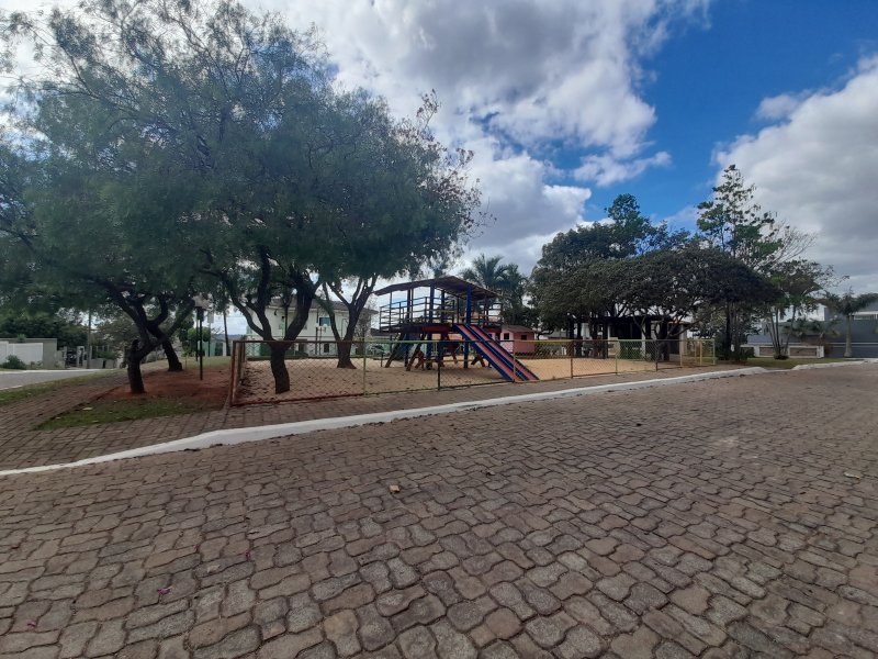 Terreno à venda Centro com 727m² e 1 quarto por R$ 440.000 - 781419390-20220605-132348.jpg