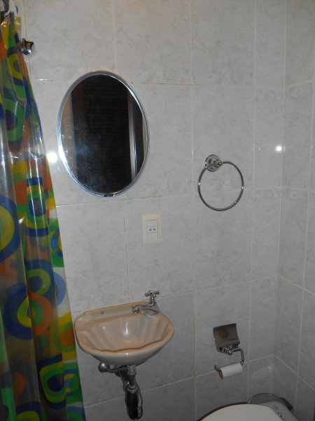 Apartamento à venda Copacabana com 97m² e 3 quartos por R$ 890.000 - 593555334-banheiro-de-servico.JPG