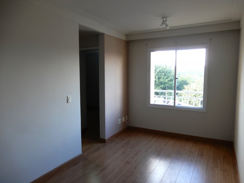 Apartamento à venda Jardim Maria Estela com 42m² e 2 quartos por R$ 255.000 - 1735943443-sala1.JPG