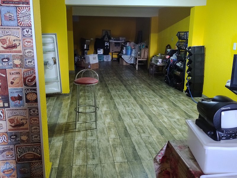 Casa à venda Jardim Regis com 420m² e 3 quartos por R$ 580.000 - 1223421588-img-20210304-120133964.jpg