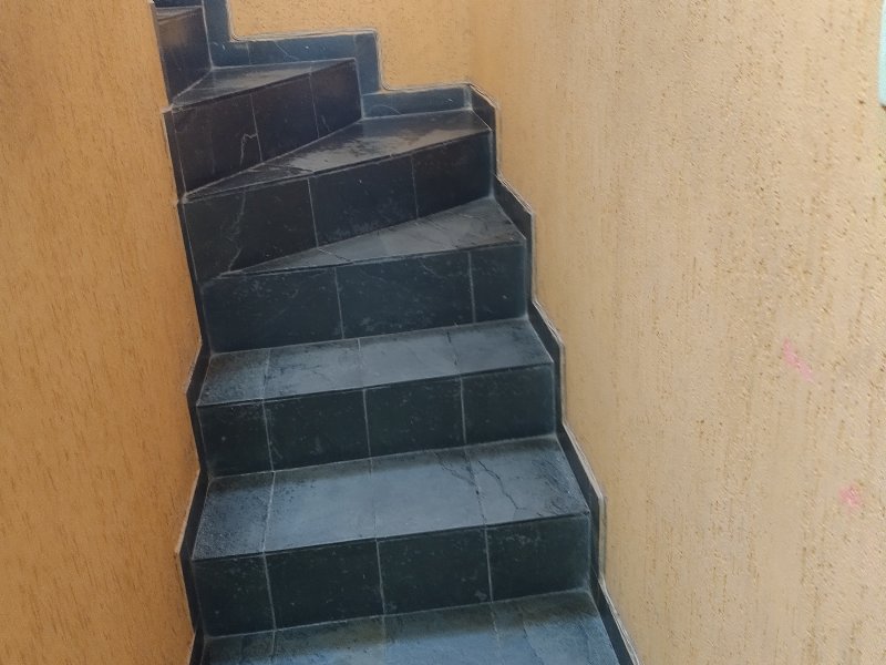 Casa à venda Jardim Regis com 420m² e 3 quartos por R$ 580.000 - 836396271-img-20210303-142433910.jpg