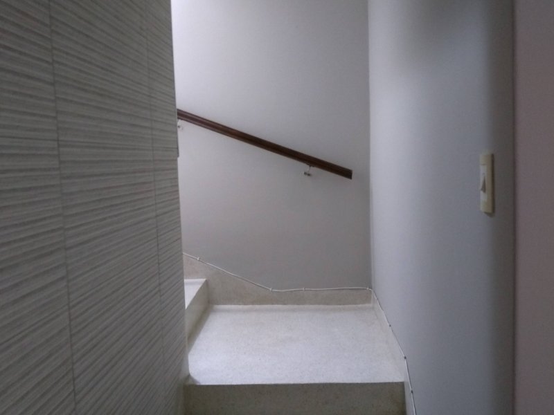 Casa à venda Jardim Pilar com 300m² e 3 quartos por R$ 830.000 - 604600082-img-20220402-110931340.jpg