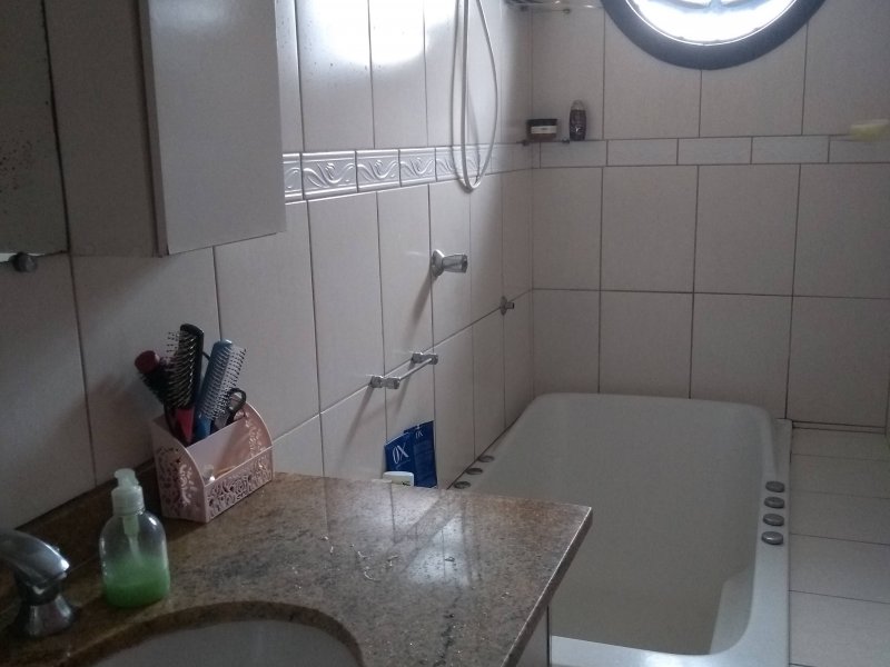 Casa à venda Jardim Pilar com 300m² e 3 quartos por R$ 830.000 - 607359880-img-20220405-092410770.jpg