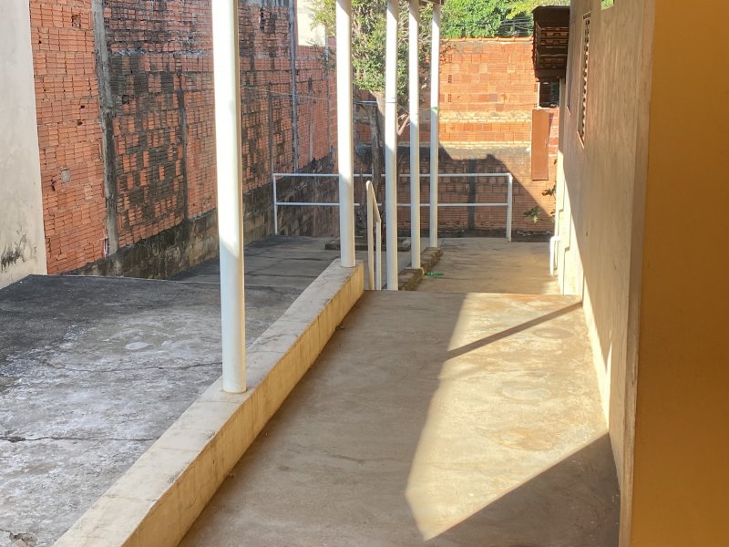 Casa à venda Parque das Nações com 1142m² e 2 quartos por R$ 270.000 - 1518911080-f669274c-f0a3-45b3-b199-e8f98a50ebea.jpeg