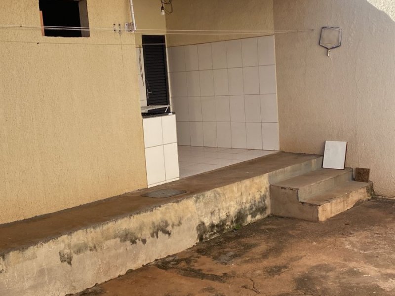 Casa à venda Residencial Campus com 205m² e 3 quartos por R$ 270.000 - 373482834-quintal-2.jpeg