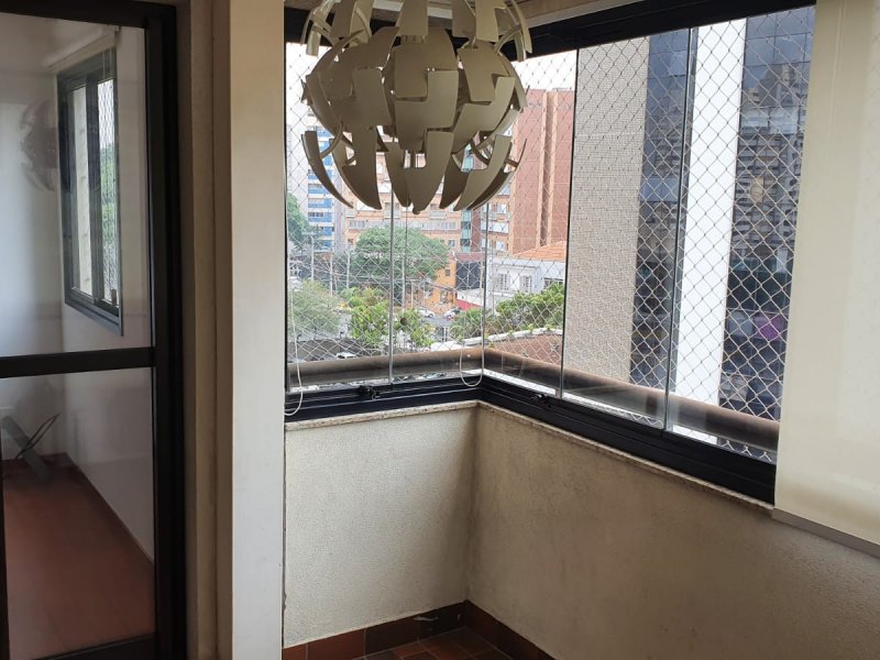 Apartamento à venda Vila Mariana com 53m² e 2 quartos por R$ 750.000 - 1568029465-sala-e-sacada.jpg