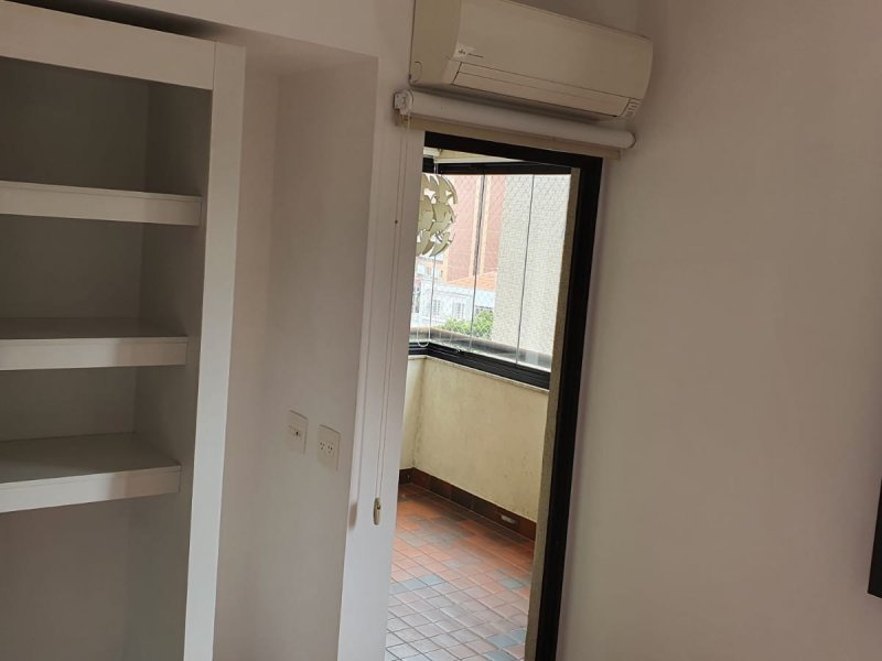 Apartamento à venda Vila Mariana com 53m² e 2 quartos por R$ 750.000 - 951282282-quarto-para-sacada.jpg