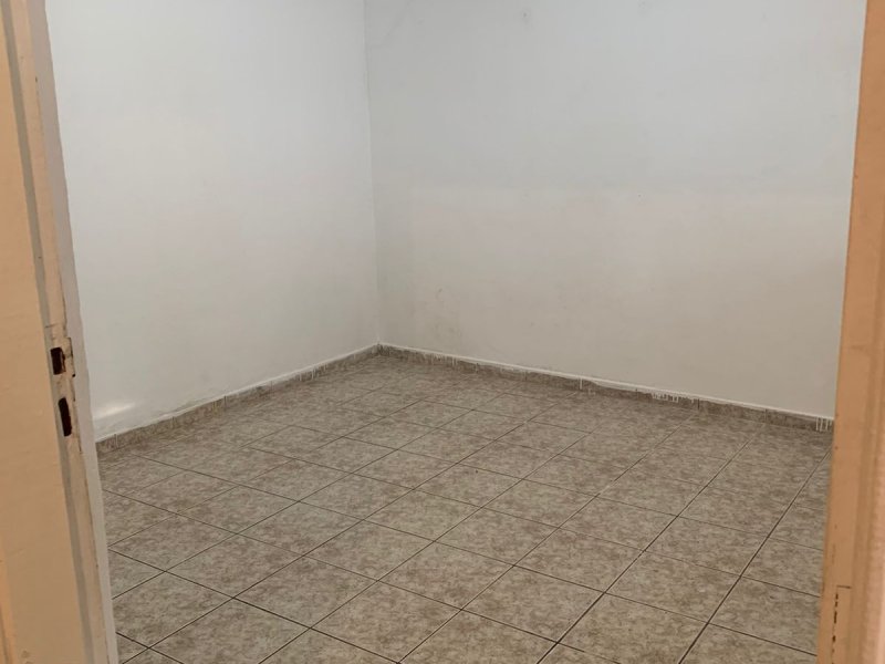 Casa para alugar Vila Dona Augusta com 70m² e 2 quartos por R$ 1.390 - 1671556719-img-20220627-wa0069.jpg