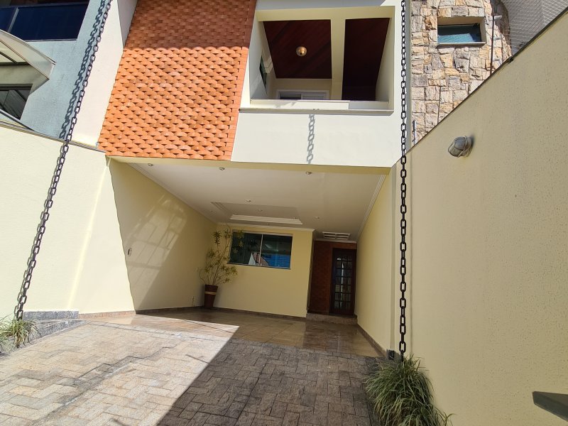 Casa à venda Vl. Pires com 246m² e 3 quartos por R$ 980.000 - 496506533-20220617-112045.jpg