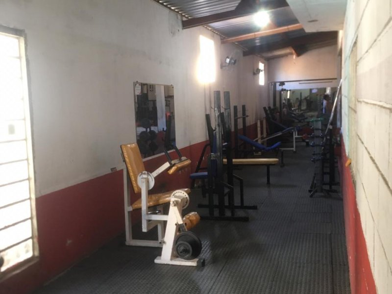 Casa à venda Vila Paulista com 500m² e 4 quartos por R$ 350.000 - 1699798589-photo-2022-06-08-19-25-37-9.jpg