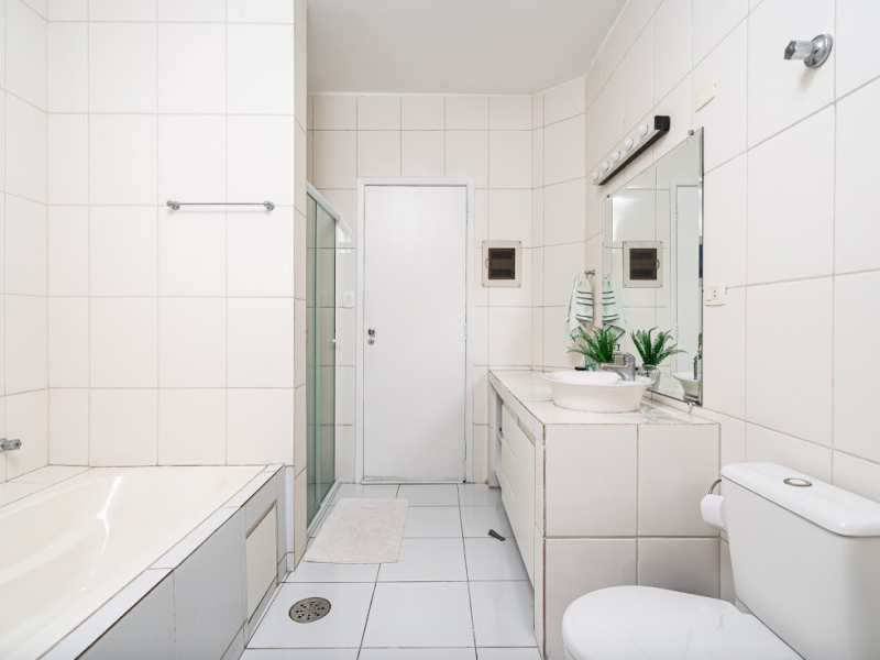 Apartamento à venda República com 300m² e 4 quartos por R$ 1.760.000 - 2127736267-18-banheiro-com-banheira-2022-03-18-as-7.png