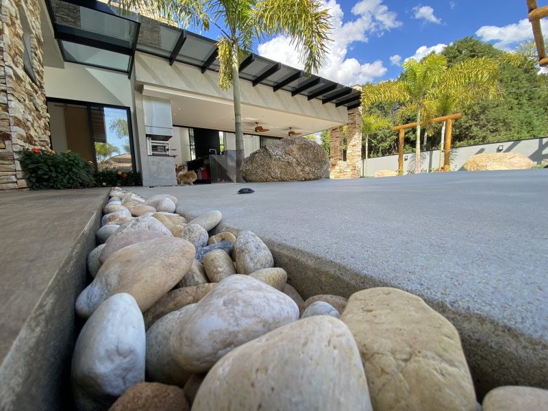 Casa de condomínio à venda Vivendas do Lago com 350m² e 3 quartos por R$ 2.990.000 - 1379133347-75f852b8-8e64-4e59-8192-29ce0cdabad4.jpeg