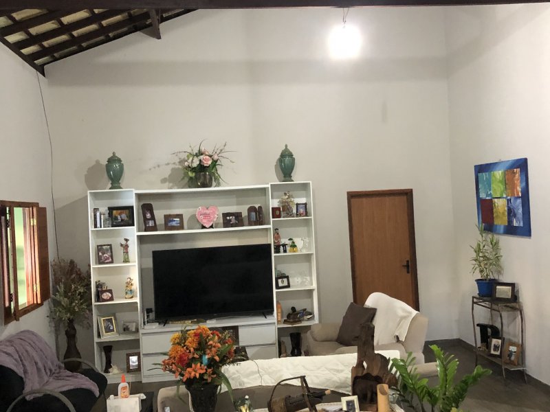 Sítio à venda Centro com 5260m² e 4 quartos por R$ 750.000 - 1505166273-bf3ecd87-1615-4b7c-b837-6c9872f7f242.jpeg