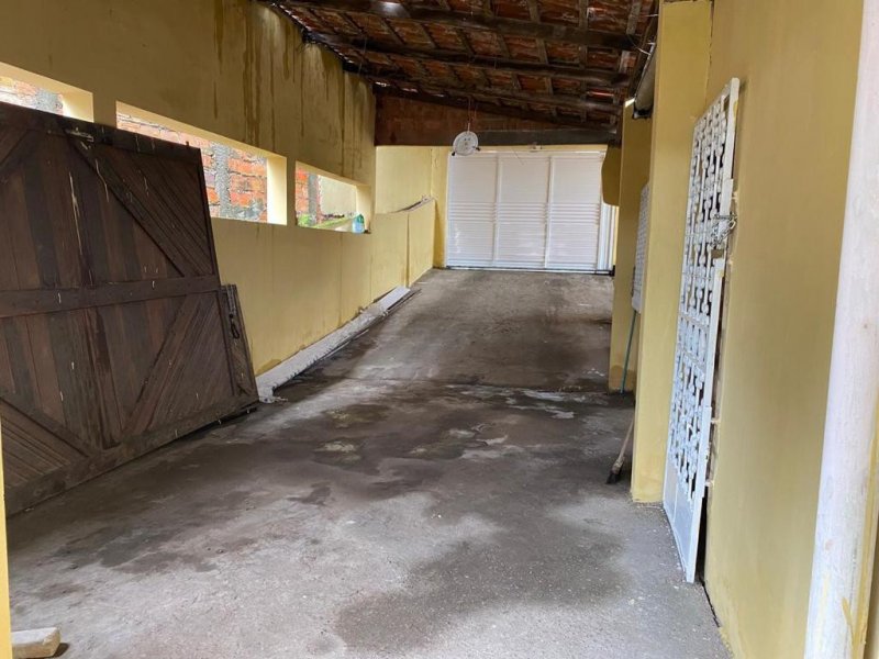 Casa à venda Centro com 420m² e 2 quartos por R$ 300.000 - 216126121-08406bd9-587d-4026-825a-25bf39bd924e.jpeg