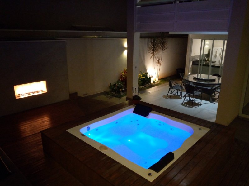 Casa de condomínio à venda Village Limeira com 300m² e 3 quartos por R$ 18.000 - 1927541134-spa-noturno.jpg