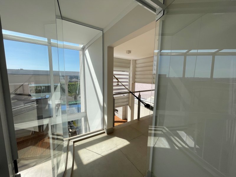 Casa de condomínio à venda Village Limeira com 300m² e 3 quartos por R$ 18.000 - 1945031359-inteacao-externo-interno.jpg