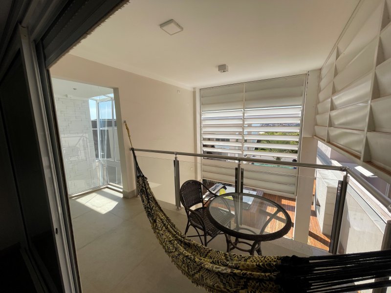 Casa de condomínio à venda Village Limeira com 300m² e 3 quartos por R$ 18.000 - 782768875-sacada1.jpg