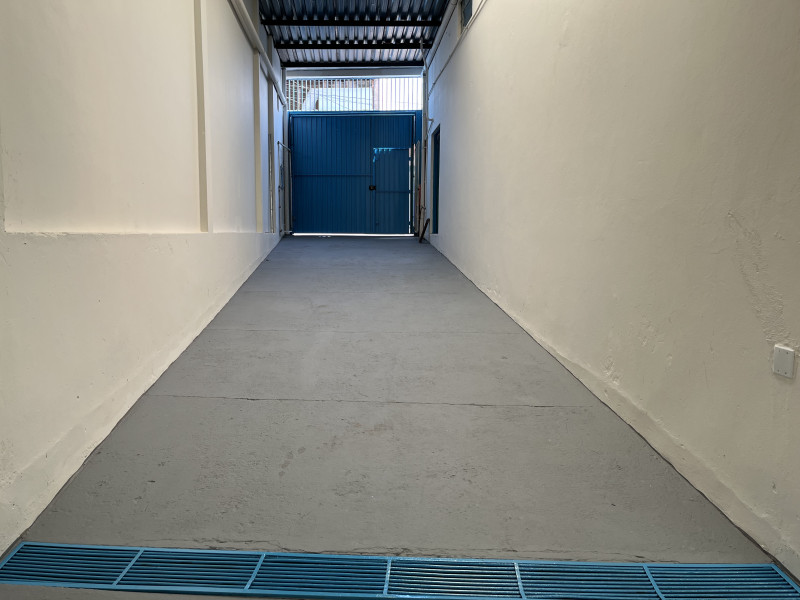 Comercial à venda Jardim Jussara com 190m² e 1 quarto por R$ 390.000 - 607803990-img-2601.JPG