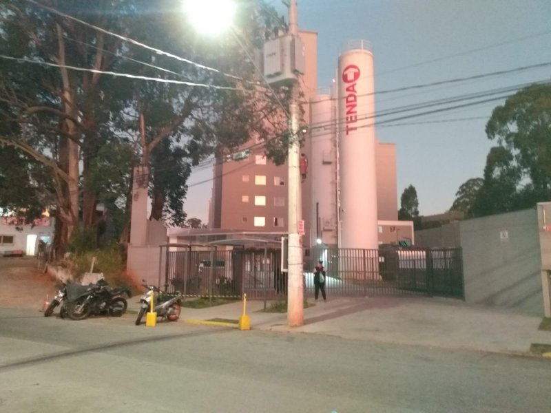 Apartamento à venda Colônia (Zona Leste) com 4156m² e 2 quartos por R$ 180.000 - 196397703-fachada-do-condominio.jpg