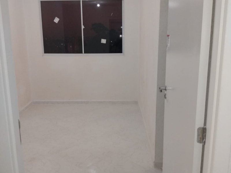 Apartamento à venda Colônia (Zona Leste) com 4156m² e 2 quartos por R$ 180.000 - 839137673-sala-de-estar.jpg