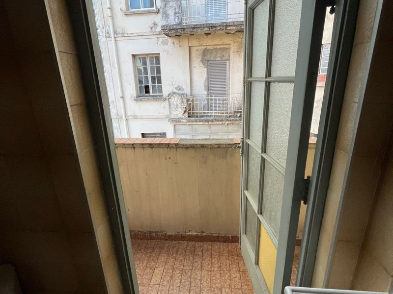 Comercial à venda República com 80m² e 1 quarto por R$ 250.000 - 615931456-805d63c7-a640-431b-960a-e7a6b95cfbc1.jpg