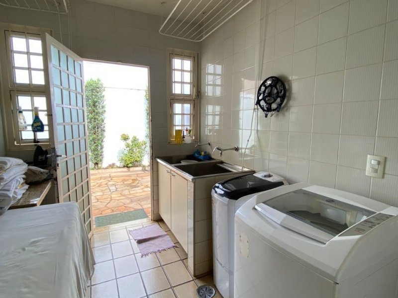 Casa à venda Centro com 345m² e 4 quartos por R$ 930.000 - 1772400498-whatsapp-image-2022-06-14-at-16.jpeg