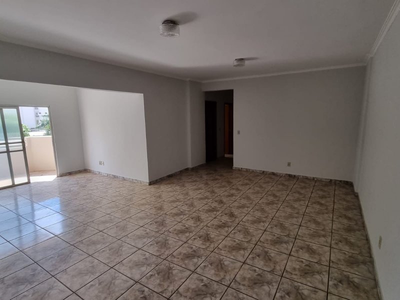 Apartamento à venda Centro com 154m² e 3 quartos por R$ 380.000 - 826859087-img-20220110-wa0102.jpg