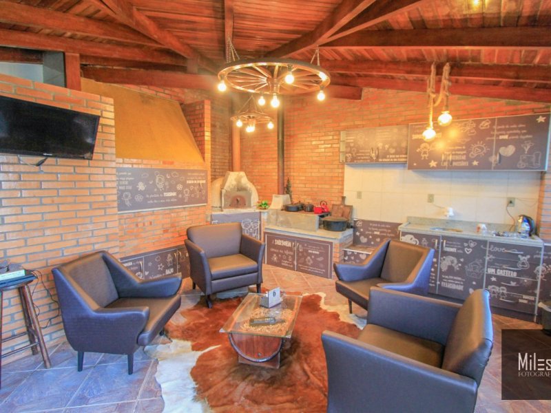 Casa à venda Santa Catarina com 596m² e 5 quartos por R$ 2.150.000 - 478386661-img-20210626-wa00761.jpg