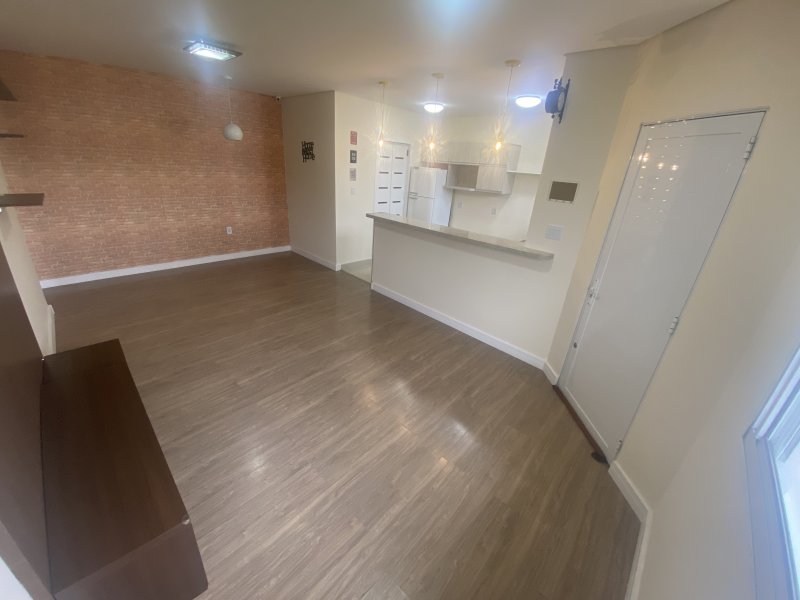 Casa à venda Jardim Krahe com 76m² e 1 quarto por R$ 330.000 - 951619383-foto09.JPG