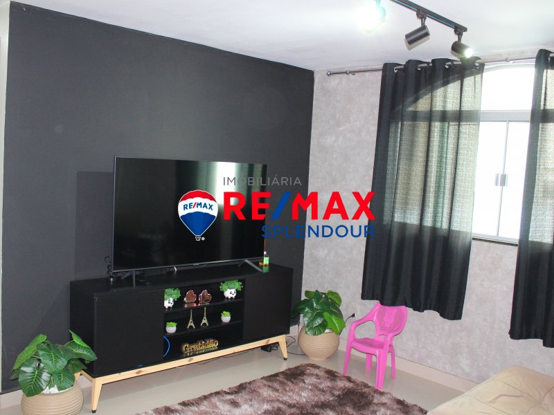 Apartamento à venda Centro com 57m² e 2 quartos por R$ 205.000 - 1959466650-sala-1.jpg