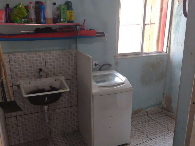 Casa à venda Bráz De Pina com 47m² e 3 quartos por R$ 70.000 - 239501256-img-20220709-115416887.jpg