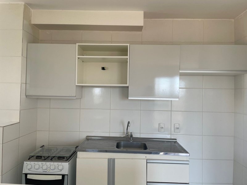 Apartamento à venda Parque Res. Flamboyant com 62m² e 2 quartos por R$ 250.000 - 84746102-cozinha-4-armarios.jpg
