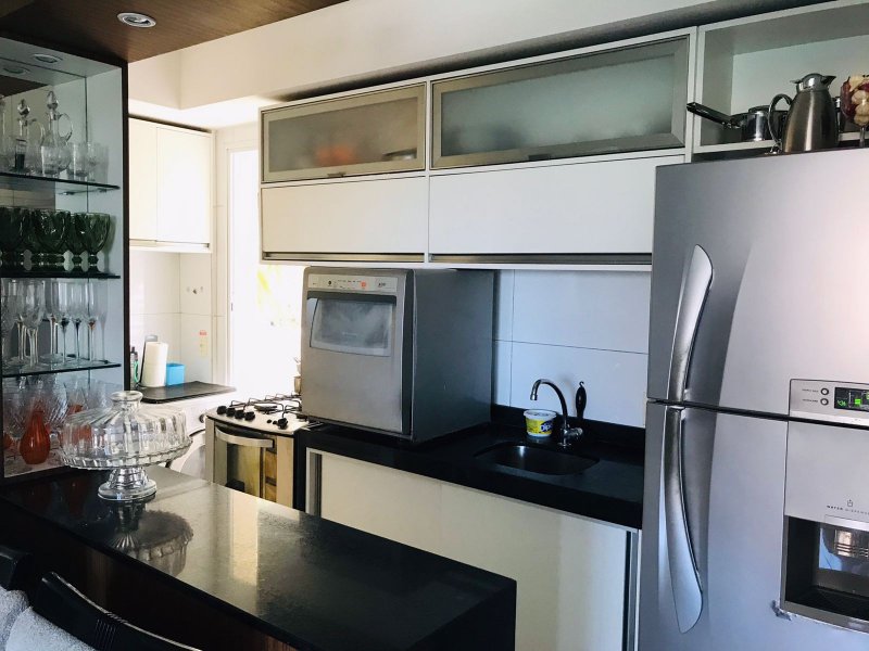 Apartamento à venda Cambeba com 73m² e 2 quartos por R$ 410.000 - 1886112412-cozinha.jpg