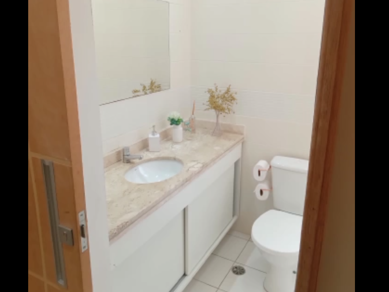 Apartamento à venda Nova Petrópolis com 87m² e 3 quartos por R$ 550.000 - 1099227907-apt15-banheiro.png