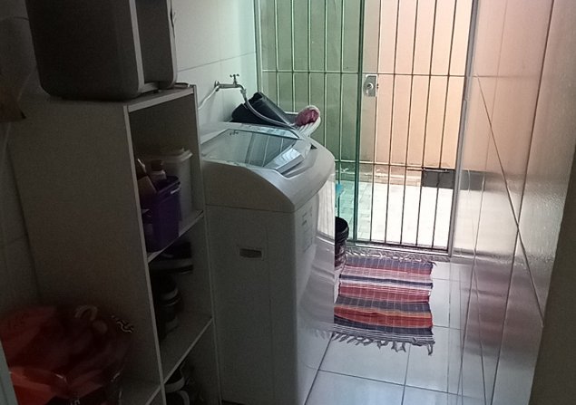 imóvel com 65m²