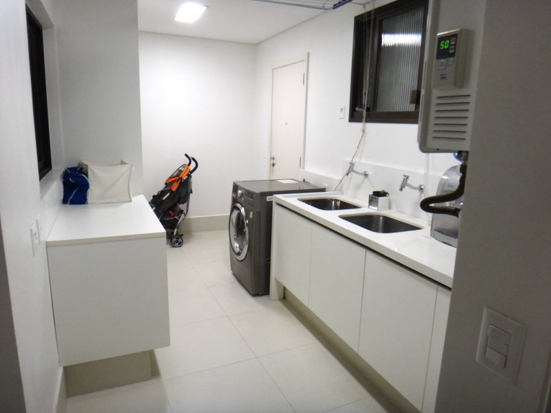 Apartamento à venda Morro dos Ingleses com 260m² e 4 quartos por R$ 2.600.000 - 1674111756-33-lavanderia.JPG