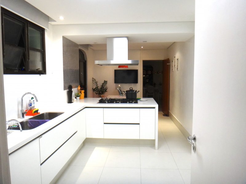 Apartamento à venda Morro dos Ingleses com 260m² e 4 quartos por R$ 2.600.000 - 81481446-30-cozinha.JPG