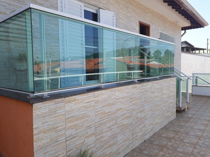 Casa à venda Maracanã com 252m² e 3 quartos por R$ 750.000 - 1104348041-varanda-da-suite.jpg