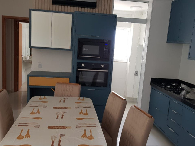 Apartamento à venda Praia das Toninhas com 75m² e 2 quartos por R$ 720.000 - screenshot-20231127-080221-whatsapp.jpg