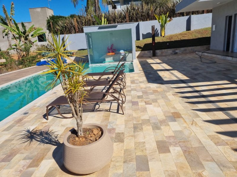 Casa de condomínio à venda Centro com 1076m² e 4 quartos por R$ 1.380.000 - 1981916585-0d62c181-a62a-4c33-94f4-cf18140b7b10.jpeg