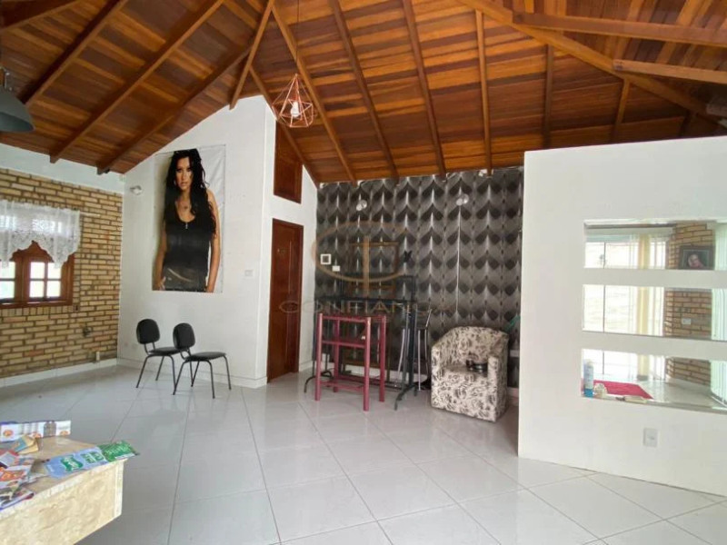 Casa à venda São José com 240m² e 3 quartos por R$ 579.000 - mm-10.jpg