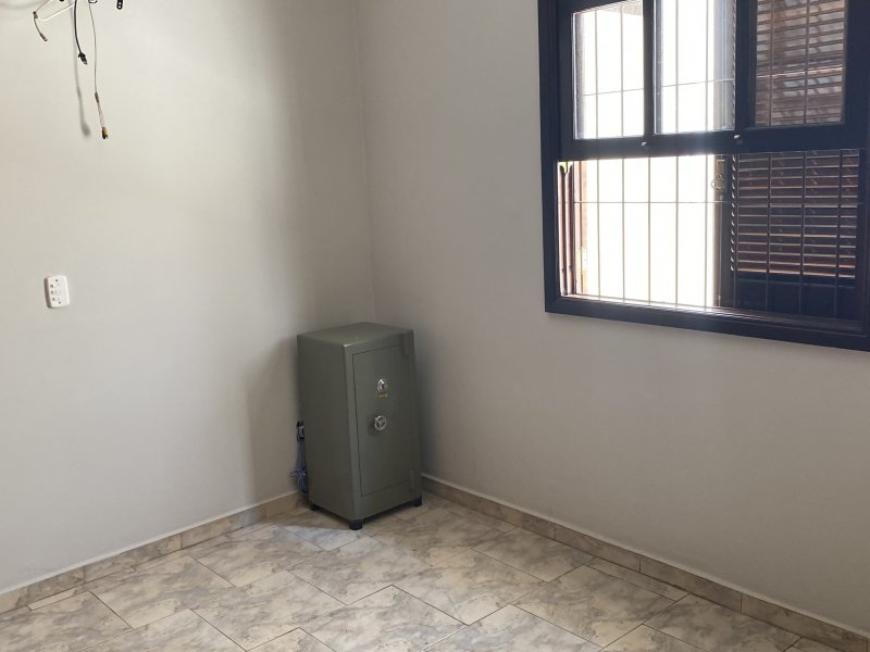 Casa à venda Jardim Alvorada com 250m² e 3 quartos por R$ 650.000 - 2091224530-64250e55-6ea8-4bc2-88a2-97bdec84ae7c.jpeg