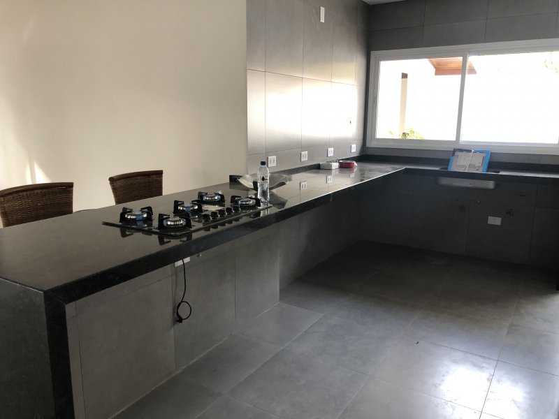 Casa à venda Nova Gardênia com 230m² e 3 quartos por R$ 1.600.000 - 953356987-fefe92e1-3bd9-45d2-b1d1-3bc14f203630.jpeg