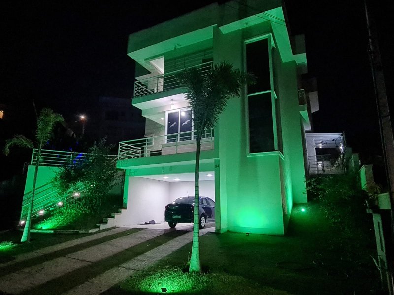 Casa à venda Lajeado com 300m² e 4 quartos por R$ 1.530.000 - 1035196616-frente-noturna.jpeg